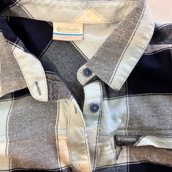 Columbia Flannel Button Up Shirt Women's Size L - Picture 2 of 6